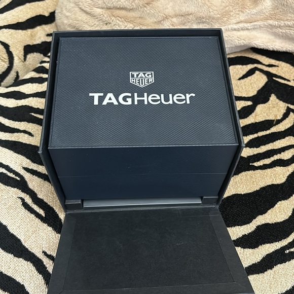 Tag Heuer Men's Watch - Picture 3 of 3